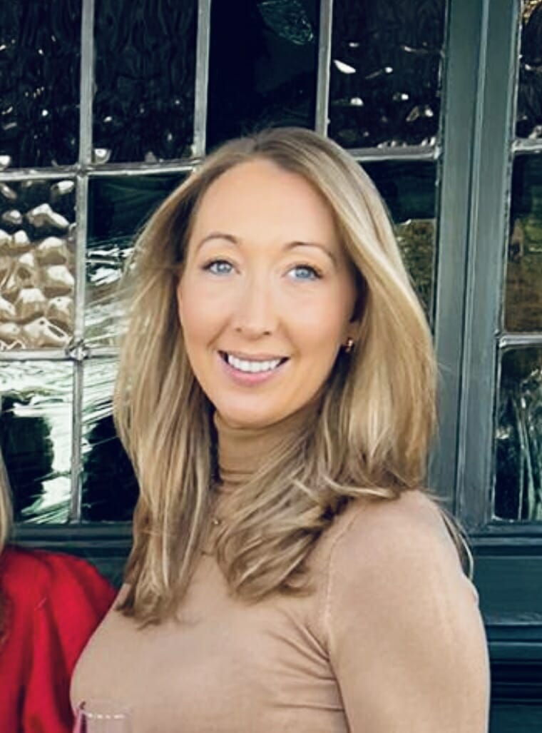 Headshot of Sarah Crabb