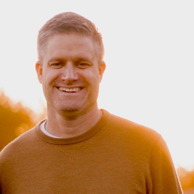 Headshot of Randy Cairns